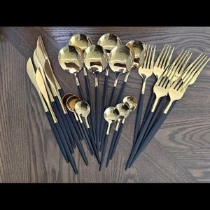 24 Black and Gold Flatware For dinning